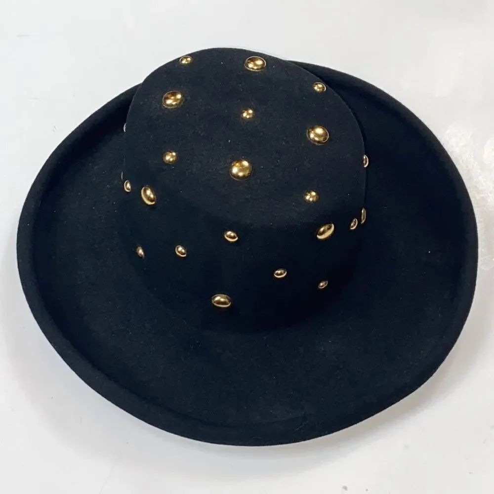 Commodore 💯 Wool Vintage Women Hat
